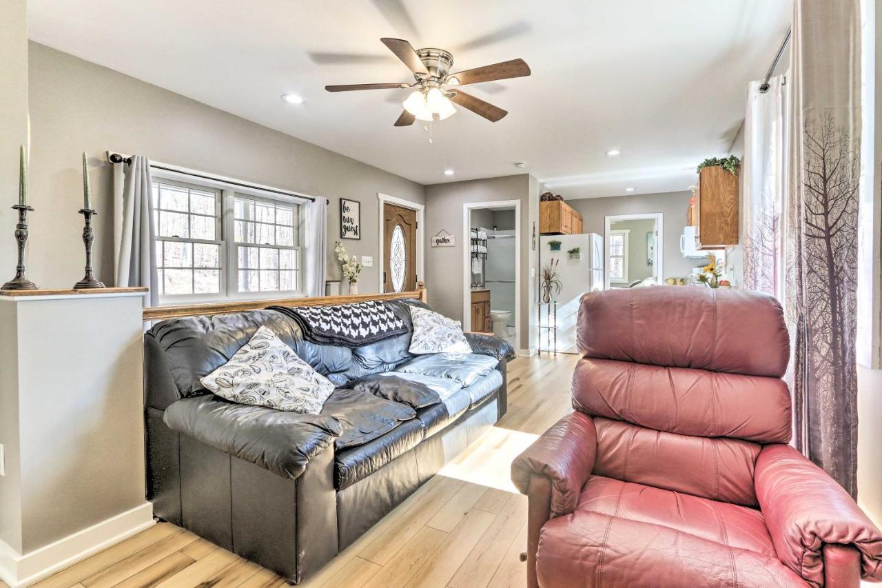 Peaceful And Secluded Knoxville Retreat With Deck ภายนอก รูปภาพ
