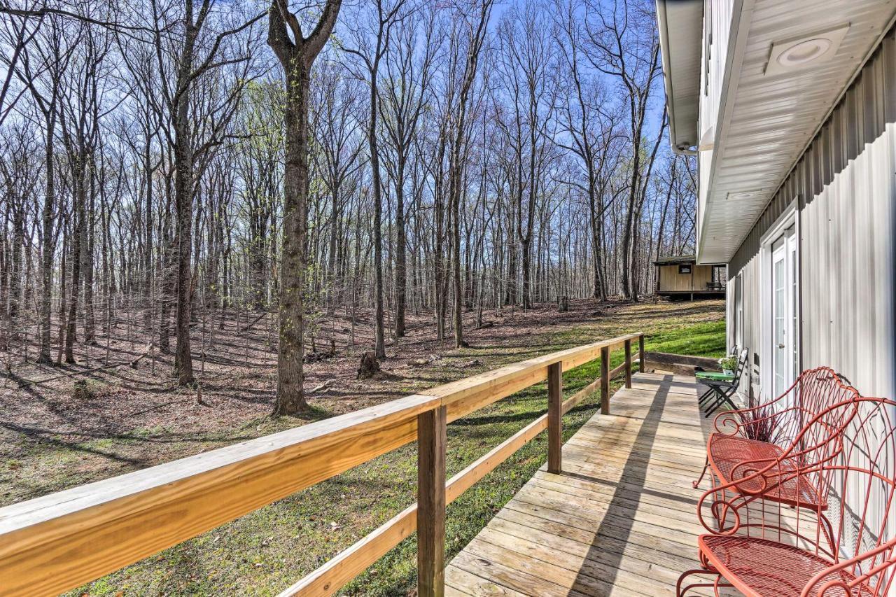 Peaceful And Secluded Knoxville Retreat With Deck ภายนอก รูปภาพ