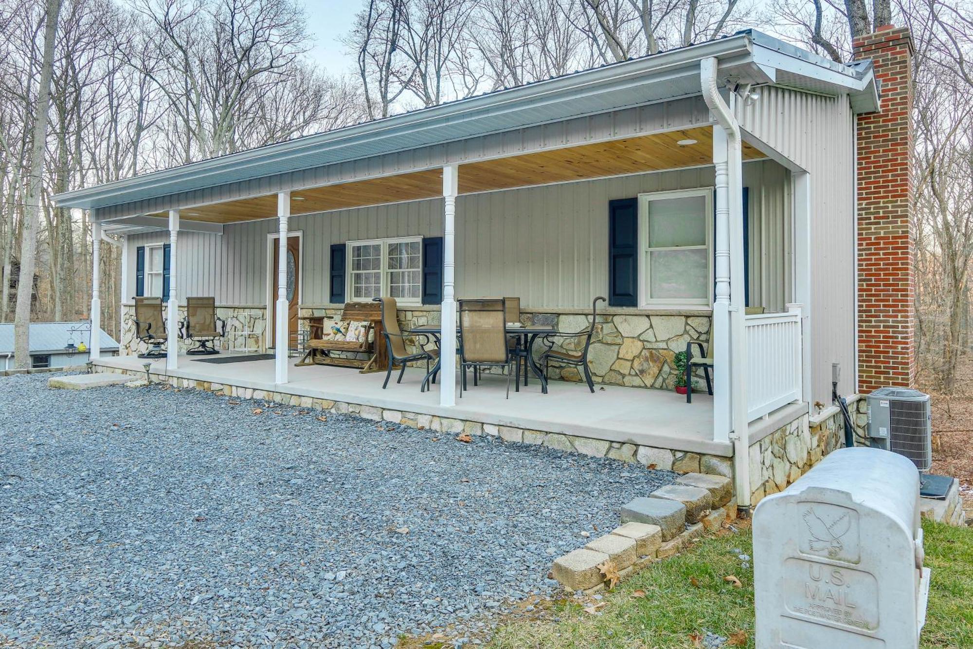 Peaceful And Secluded Knoxville Retreat With Deck ภายนอก รูปภาพ